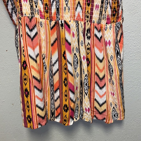 Cato NWT Aztec Colorful Smocked Sleeveless Top: 3028 - Picture 3 of 10